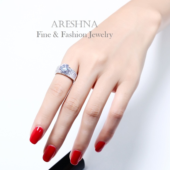 3ct Diamond Engagement Ring - Picture 2 of 9